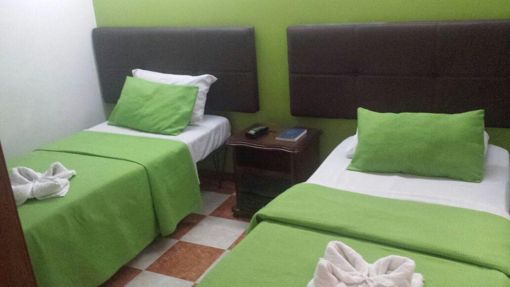 Hotel Las Palmas Fontibon Bogotá Zewnętrze zdjęcie