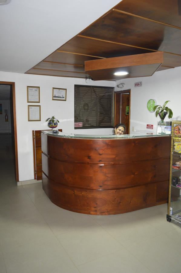 Hotel Las Palmas Fontibon Bogotá Zewnętrze zdjęcie