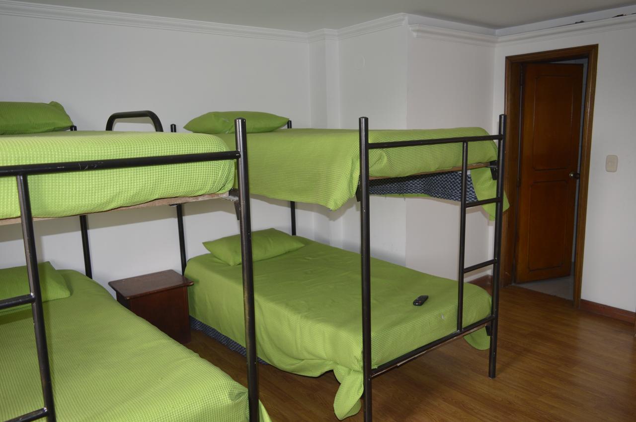 Hotel Las Palmas Fontibon Bogotá Zewnętrze zdjęcie